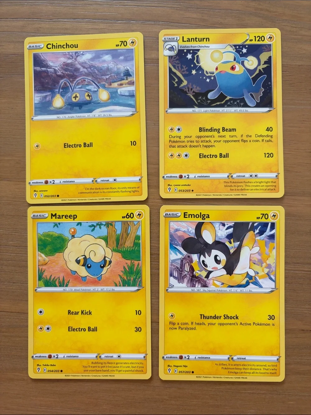 Evolving Skies Lot | 43 Unique Cards | Binder Starter Collection